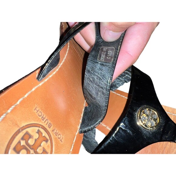 Tory Burch Cameron Thong Black Patent Leather Sandals 9M - Picture 7 of 7